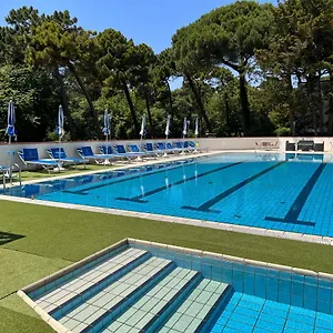 https://deanna-golf.emilia-romagnahotels.net
